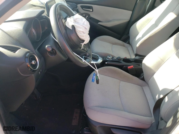 2019 Toyota Yaris Sedan L with VIN 3MYDLBYV2KY511935, listed as a Copart auction lot 61950194 with 47,902 mi miles and Salvage Title. Bid and sale history available at carsss.com. Image 7.