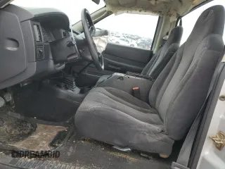 2004 Dodge Dakota with VIN 1D7GG16K44S700371, listed as a Copart auction lot 71213584 with 105,603 mi miles and Salvage Title. Bid and sale history available at DreamBid. Image 7.