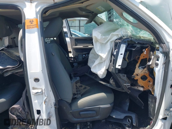 2018 Ram 2500 Tradesman with VIN 3C6UR5HL0JG296354, listed as a IAAI auction lot 42290037 with Not provided miles and . Bid and sale history available at DreamBid. Image 5.