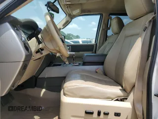2013 Ford Expedition XLT with VIN 1FMJU1H56DEF26541, listed as a Copart auction lot 63206605 with 215,793 mi miles and Salvage title. Bid and sale history available at DreamBid. Image 7.