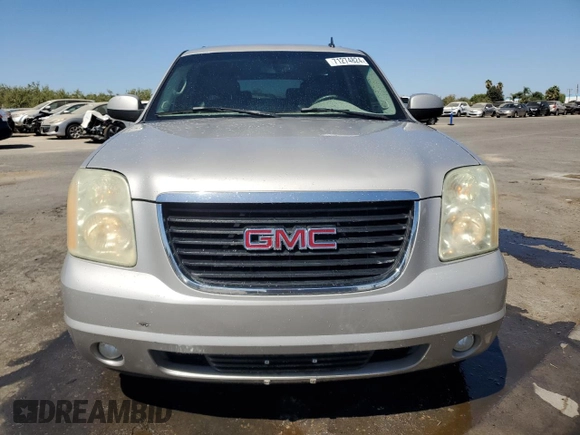 2007 GMC Yukon XL SLT with VIN 1GKFC16J47J244377, listed as a Copart auction lot 71274824 with 156,806 mi miles and Salvage Title. Bid and sale history available at carsss.com. Image 5.