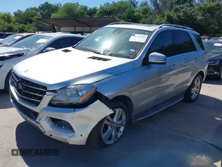 2012 Mercedes-Benz M 350 with VIN 4JGDA5HB4CA061749, listed as a IAAI auction lot 42312603 with 172,246 mi miles and . Bid and sale history available at DreamBid. Image 17.