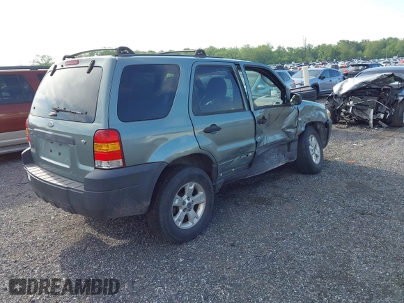 2005 Ford Escape XLT с VIN 1FMYU93165KB95125, выставлен на аукционе IAAI как лот 42227060 с пробегом 122 117 миль миль и . История ставок и продаж доступна на DreamBid. Изображение 4.