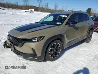2023 Mazda CX-50 Meridian Edition z VIN 7MMVABXY3PN119202, wystawiony jako Copart lot #46612855 z przebiegiem 19 790 mil mil oraz Szkoda całkowita • Salvage title. Historia ofert i sprzedaży dostępna na DreamBid. Obrazek 1.