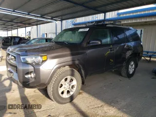 2018 Toyota 4Runner SR5 with VIN JTEBU5JR3J5530552, listed as a Copart auction lot 51159925 with 112,645 mi miles and Salvage Title. Bid and sale history available at carsss.com. Image 1.