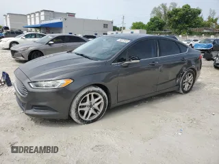 2015 Ford Fusion SE z VIN 3FA6P0H71FR261644, wystawiony jako Copart lot #59377045 z przebiegiem 105 942 mil mil oraz Szkoda całkowita • Salvage title. Historia ofert i sprzedaży dostępna na DreamBid. Obrazek 1.