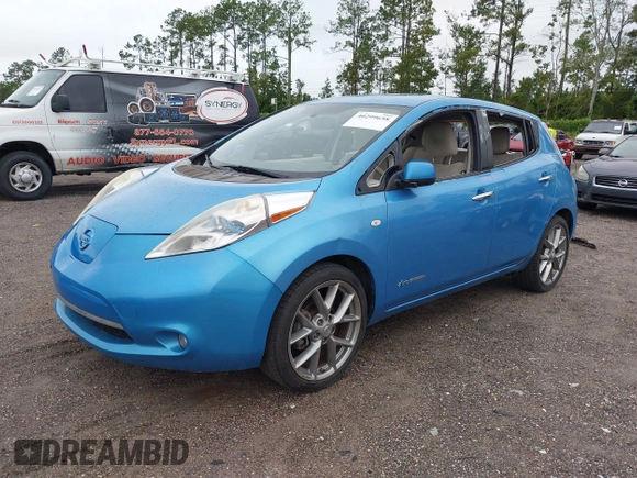 2012 Nissan LEAF SL with VIN JN1AZ0CPXCT022337, listed as a IAAI auction lot 40299658 with 43,173 mi miles. Bid and sale history available at carsss.com. Image 2.