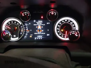 2018 Ram 2500 Big Horn with VIN 3C6UR5DL5JG126920, listed as a IAAI auction lot 41589711 with 111,213 mi miles. Bid and sale history available at carsss.com. Image 7.