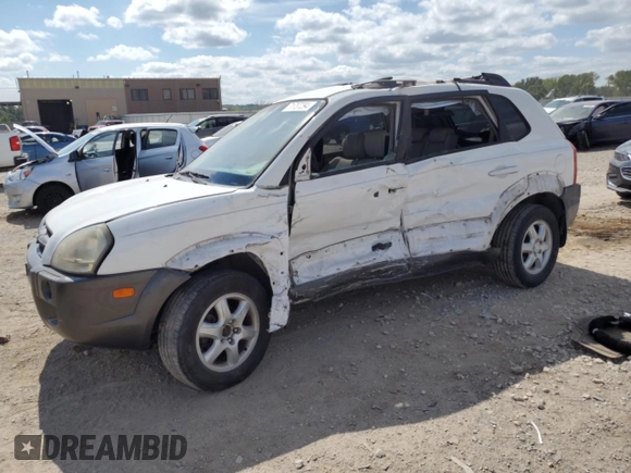 2005 Hyundai Tucson GLS with VIN KM8JN12D05U170995, listed as a Copart auction lot 71737294 with 181,098 mi miles and Salvage Title. Bid and sale history available at carsss.com. Image 1.