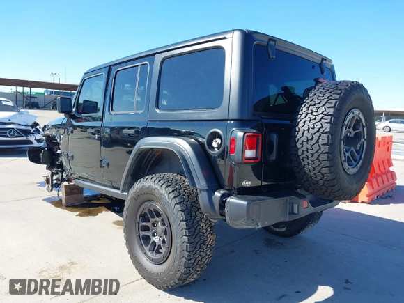 2023 Jeep Wrangler Sport S z VIN 1C4HJXDG5PW530892, wystawiony jako IAAI lot #41389577 z przebiegiem 17 014 mil mil oraz . Historia ofert i sprzedaży dostępna na DreamBid. Obrazek 3.