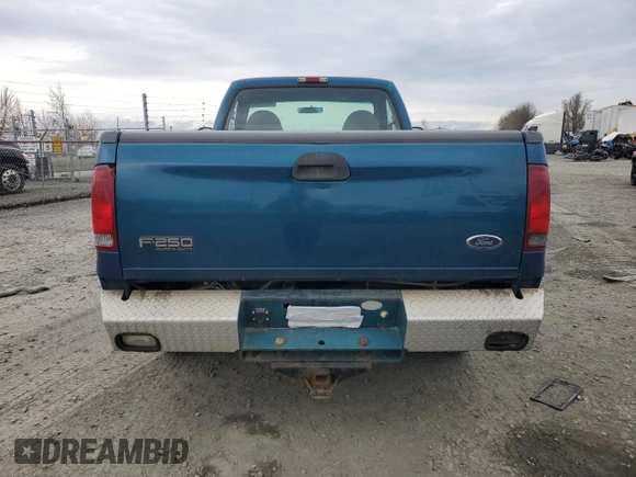 2000 Ford Super Duty F-250 XL with VIN 1FTNF20F5YEA22157, listed as a Copart auction lot 45497565 with 209,022 mi miles and Salvage Title. Bid and sale history available at carsss.com. Image 6.