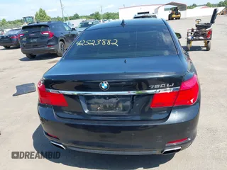 2010 BMW 7 Series 750Li xDrive with VIN WBAKC8C59AC431388, listed as a IAAI auction lot 42523882 with 90,244 mi miles and . Bid and sale history available at DreamBid. Image 17.