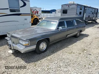 1991 Cadillac Brougham z VIN 1G6DW54E6MR718286, wystawiony jako Copart lot #54732145 z przebiegiem Nie podano mil oraz Tytuł czysty. Historia ofert i sprzedaży dostępna na DreamBid. Obrazek 1.