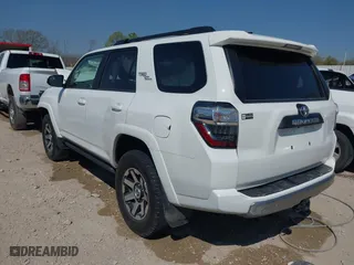 2021 Toyota 4Runner TRD Off Road with VIN JTEPU5JR4M5838551, listed as a IAAI auction lot 41759082 with 47,084 mi miles. Bid and sale history available at carsss.com. Image 3.