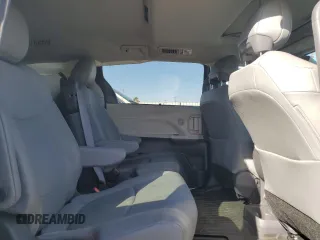 2021 Toyota Sienna XLE with VIN 5TDJRKEC9MS025281, listed as a Copart auction lot 41878385 with 0 mi miles and Salvage Title. Bid and sale history available at carsss.com. Image 11.