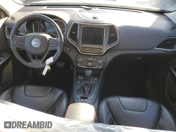 2020 Jeep Cherokee Trailhawk Elite with VIN 1C4PJMBN7LD612656, listed as a Copart auction lot 72257793 with 19,292 mi miles and . Bid and sale history available at DreamBid. Image 8.