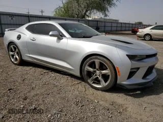 2017 Chevrolet Camaro 2SS z VIN 1G1FH1R73H0139763, wystawiony jako Copart lot #48116415 z przebiegiem 48 256 mil mil oraz Czysty tytuł • Clean title. Historia ofert i sprzedaży dostępna na DreamBid. Obrazek 4.