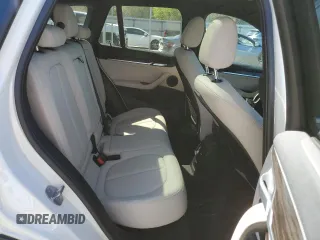 2018 BMW X1 sDrive28i with VIN WBXHU7C31J5L06010, listed as a Copart auction lot 50690995 with 44,092 mi miles and Salvage Title. Bid and sale history available at carsss.com. Image 11.