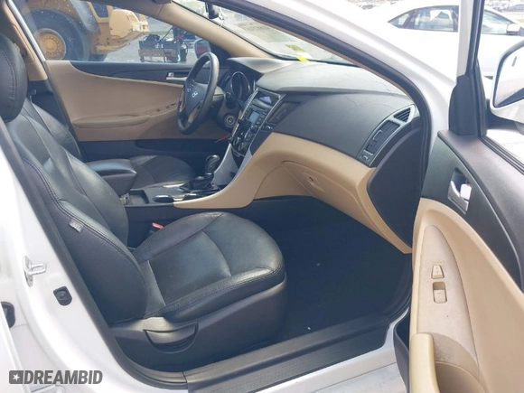 2014 Hyundai Sonata GLS with VIN 5NPEB4AC3EH923678, listed as a IAAI auction lot 41802346 with 137,812 mi miles. Bid and sale history available at carsss.com. Image 5.