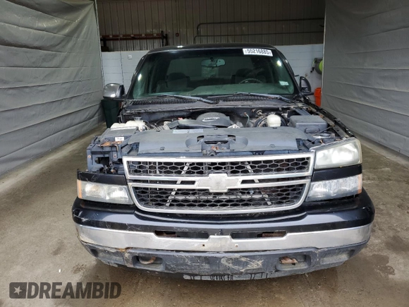 2006 Chevrolet Silverado 1500 LS with VIN 2GCEK13V061249442, listed as a Copart auction lot 55216885 with 251,630 mi miles and Clean Title. Bid and sale history available at DreamBid. Image 5.