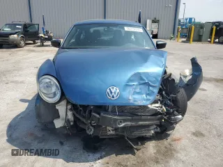 2018 Volkswagen Beetle S with VIN 3VWFD7AT7JM716678, listed as a Copart auction lot 56319315 with 78,526 mi miles and Salvage title. Bid and sale history available at DreamBid. Image 5.
