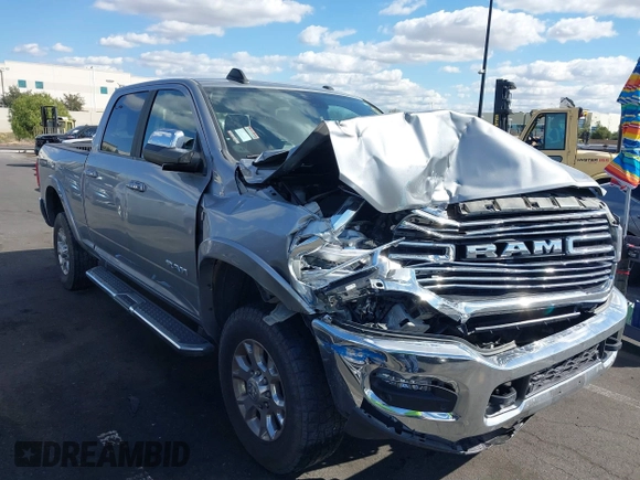 2022 Ram 2500 Laramie with VIN 3C6UR5FJ8NG386875, listed as a IAAI auction lot 41705821 with 44,167 mi miles. Bid and sale history available at carsss.com. Image 1.
