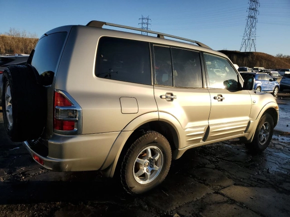 2001 Mitsubishi Montero Limited z VIN JA4MW51R41J037651, wystawiony jako Copart lot #43964815 z przebiegiem 155 578 mil mil oraz Tytuł czysty. Historia ofert i sprzedaży dostępna na DreamBid. Obrazek 3.