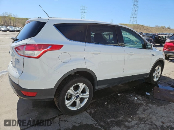 2015 Ford Escape SE with VIN 1FMCU9GX2FUB30481, listed as a Copart auction lot 53916855 with 138,949 mi miles and Salvage Title. Bid and sale history available at carsss.com. Image 3.