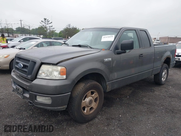 2004 Ford F-150 STX z VIN 1FTRX14W44NC09922, wystawiony jako IAAI lot #42451619 z przebiegiem 239 802 mil mil oraz . Historia ofert i sprzedaży dostępna na DreamBid. Obrazek 2.