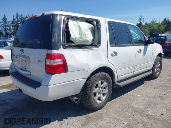 2012 Ford Expedition XLT z VIN 1FMJU1J52CEF40932, wystawiony jako IAAI lot #42824597 z przebiegiem 158 522 mil mil oraz . Historia ofert i sprzedaży dostępna na DreamBid. Obrazek 4.
