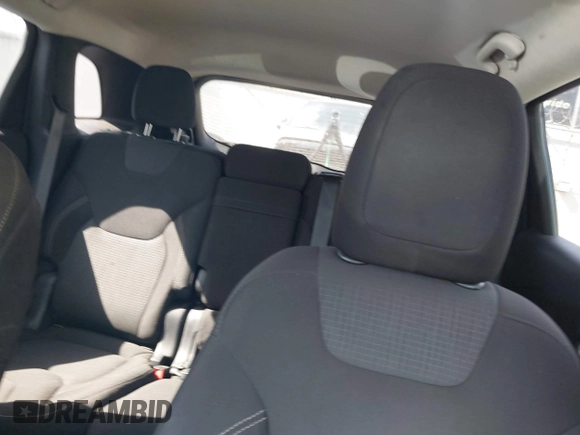 2015 Jeep Cherokee Latitude with VIN 1C4PJLCB9FW627909, listed as a IAAI auction lot 42034667 with 131,739 mi miles and . Bid and sale history available at carsss.com. Image 12.