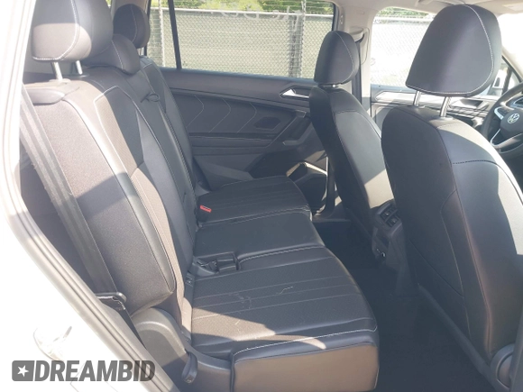 2024 Volkswagen Tiguan SE with VIN 3VV3B7AX9RM098307, listed as a IAAI auction lot 41941586 with 16,945 mi miles and . Bid and sale history available at DreamBid. Image 8.