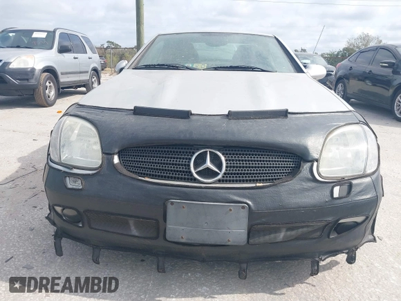 1999 Mercedes-Benz SLK 230/320 with VIN WDBKK47F1XF086736, listed as a IAAI auction lot 41580240 with 56,822 mi miles and . Bid and sale history available at DreamBid. Image 6.