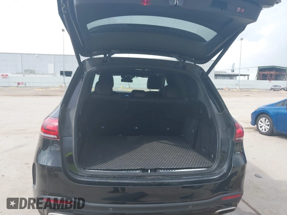 2021 Mercedes-Benz GLE 450 with VIN 4JGFB5KE6MA449902, listed as a IAAI auction lot 41933590 with 40,459 mi miles and . Bid and sale history available at DreamBid. Image 18.