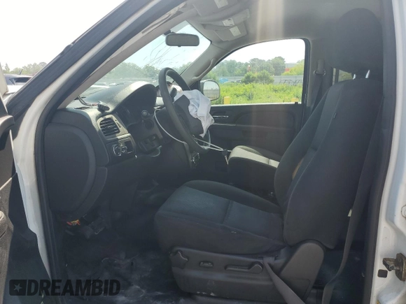 2013 Chevrolet Tahoe Commercial с VIN 1GNLC2E09DR343942, выставлен на аукционе Copart как лот 58831425 с пробегом 146 328 миль миль и Списание • Salvage title. История ставок и продаж доступна на DreamBid. Изображение 7.