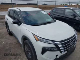 2024 Nissan Rogue S with VIN 5N1BT3AA2RC759541, listed as a IAAI auction lot 42125133 with 895 mi miles and . Bid and sale history available at DreamBid. Image 17.