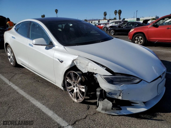 2021 Tesla Model S Long Range Plus with VIN 5YJSA1E27MF427415, listed as a Copart auction lot 88558815 with 50,050 mi miles and Salvage Title. Bid and sale history available at carsss.com. Image 4.