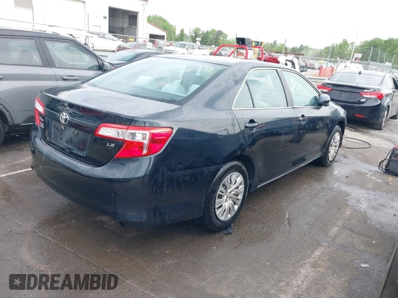 2012 Toyota Camry L with VIN 4T1BF1FK0CU029447, listed as a IAAI auction lot 42034020 with 270,013 mi miles. Bid and sale history available at carsss.com. Image 4.
