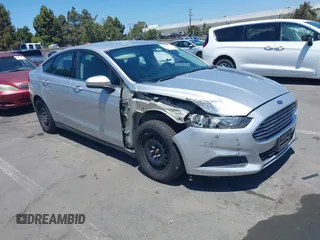 2016 Ford Fusion S z VIN 3FA6P0G72GR235069, wystawiony jako IAAI lot #42765741 z przebiegiem 183 007 mil mil oraz . Historia ofert i sprzedaży dostępna na DreamBid. Obrazek 1.