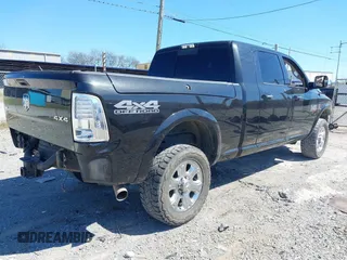 2018 Ram 2500 Laramie with VIN 3C6UR5NL5JG315081, listed as a IAAI auction lot 41858055 with 181,169 mi miles. Bid and sale history available at carsss.com. Image 4.