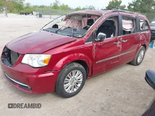2014 Chrysler Town & Country Limited z VIN 2C4RC1GG2ER234306, wystawiony jako IAAI lot #42331502 z przebiegiem Nie podano mil oraz . Historia ofert i sprzedaży dostępna na DreamBid. Obrazek 20.