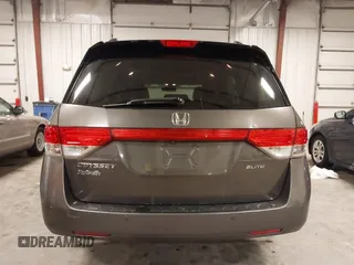 2016 Honda Odyssey Touring Elite with VIN 5FNRL5H92GB045824, listed as a IAAI auction lot 41872220 with 120,557 mi miles. Bid and sale history available at carsss.com. Image 17.