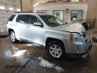 2013 GMC Terrain SLE with VIN 2GKFLTEK5D6254852, listed as a IAAI auction lot 41547367 with 124,225 mi miles. Bid and sale history available at carsss.com. Image 1.
