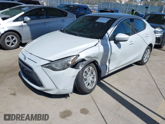 2019 Toyota Yaris L с VIN 3MYDLBYV5KY512111, выставлен на аукционе IAAI как лот 42317107 с пробегом 74 632 миль миль и . История ставок и продаж доступна на DreamBid. Изображение 17.