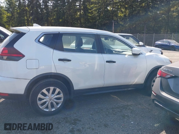 2018 Nissan Rogue SV with VIN KNMAT2MT1JP592478, listed as a IAAI auction lot 42023291 with 27,406 mi miles. Bid and sale history available at carsss.com. Image 13.