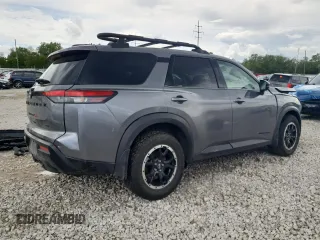 2023 Nissan Pathfinder SV z VIN 5N1DR3BD4PC274458, wystawiony jako Copart lot #56911285 z przebiegiem Nie podano mil oraz Szkoda całkowita • Salvage title. Historia ofert i sprzedaży dostępna na DreamBid. Obrazek 3.