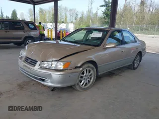 2001 Toyota Camry LE z VIN JT2BF28K110320365, wystawiony jako IAAI lot #41993343 z przebiegiem 211 458 mil mil oraz . Historia ofert i sprzedaży dostępna na DreamBid. Obrazek 17.