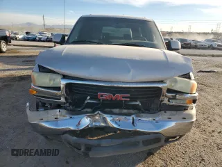 2004 GMC Yukon XL SLT with VIN 3GKEC16Z64G147759, listed as a Copart auction lot 87090054 with 212,418 mi miles and Salvage Title. Bid and sale history available at carsss.com. Image 5.