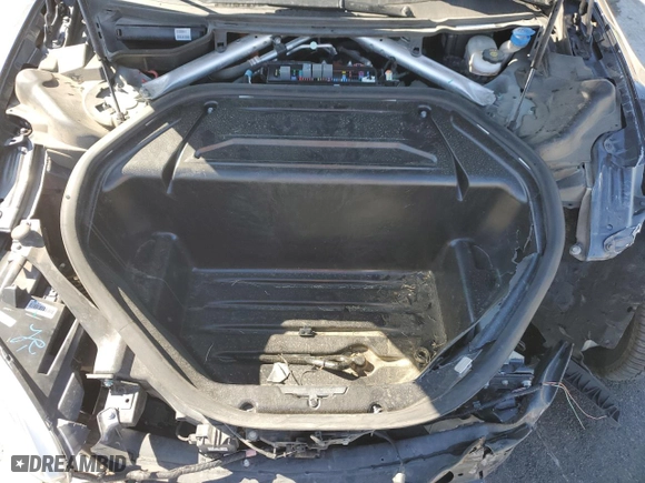 2015 Tesla Model S 85D with VIN 5YJSA1E29FF119035, listed as a Copart auction lot 49609805 with 111,407 mi miles and Salvage Title. Bid and sale history available at carsss.com. Image 11.