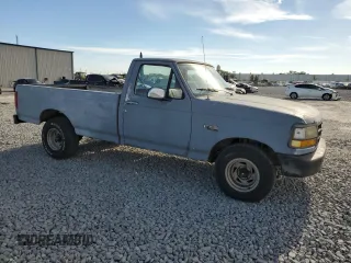1992 Ford F-150 with VIN 1FTDF15Y6NNA79138, listed as a Copart auction lot 48339275 with 0 mi miles and Clean Title. Bid and sale history available at carsss.com. Image 4.